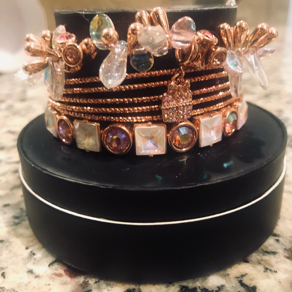 BP 2023 Holiday Stack